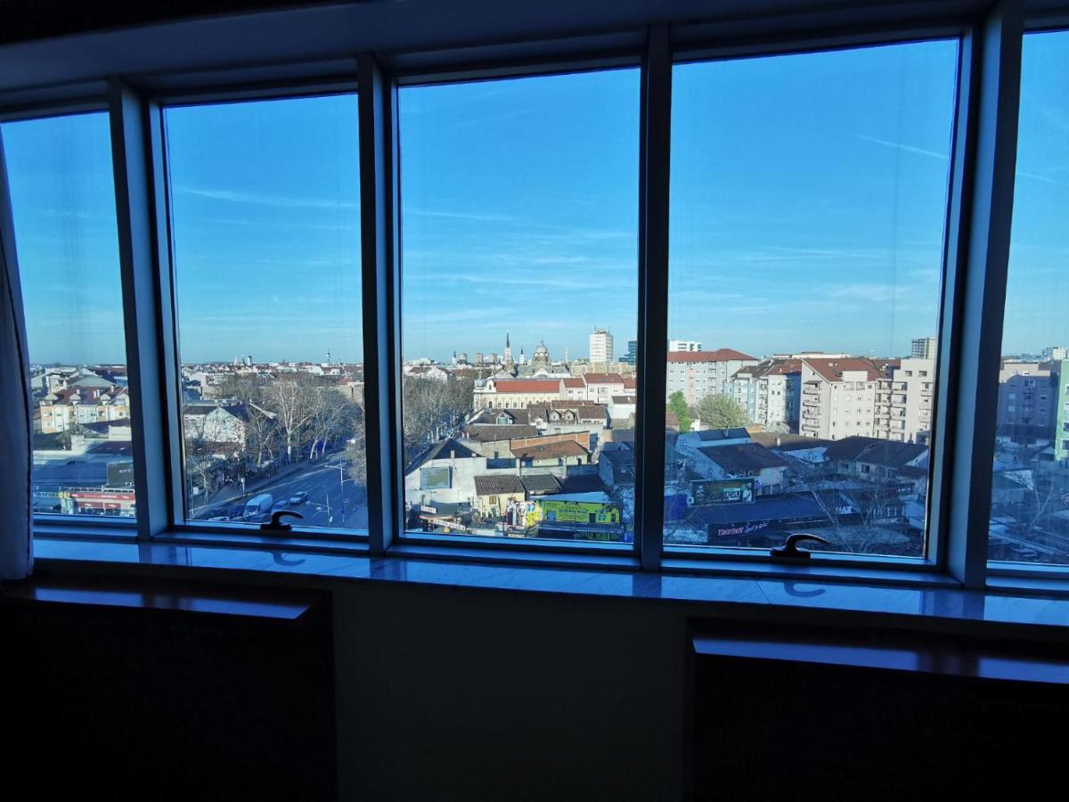 Panorama Apartman Нови Сад Екстериор снимка